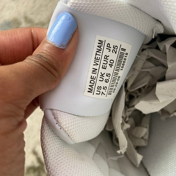 Fila White Chunky Shoes - Picture 4 of 5